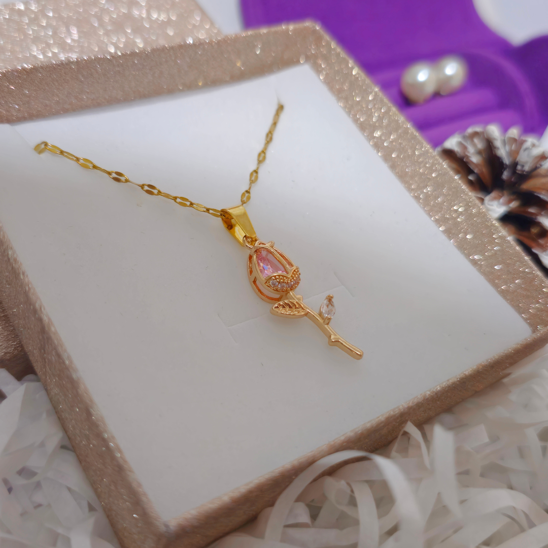 χρυσο κολιε με στοιχειο και ροζ πετρα