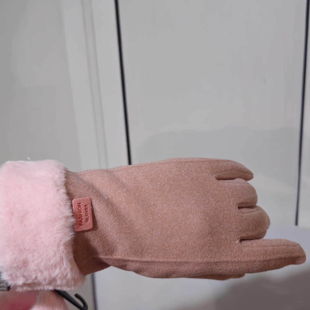 Γβτια σε ροζ χρώμα